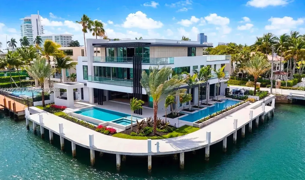 1400 W Lake Drive Fort Lauderdale FL 33316