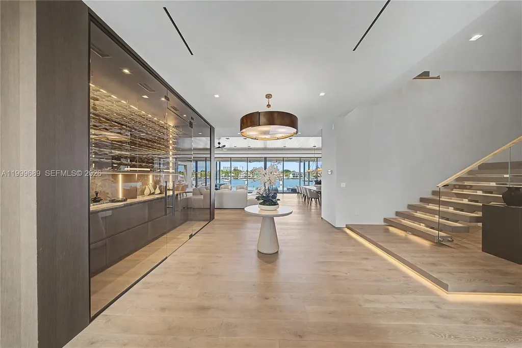 1400 W Lake Drive Fort Lauderdale FL 33316