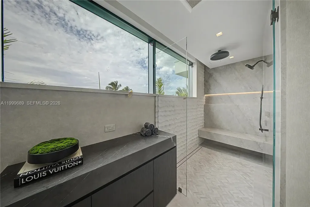 1400 W Lake Drive Fort Lauderdale FL 33316