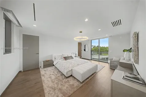 1400 W Lake Drive Fort Lauderdale FL 33316