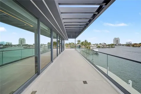 1400 W Lake Drive Fort Lauderdale FL 33316