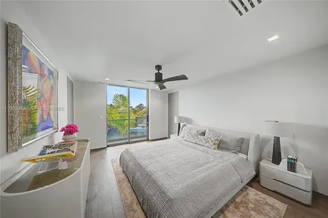 1400 W Lake Drive Fort Lauderdale FL 33316