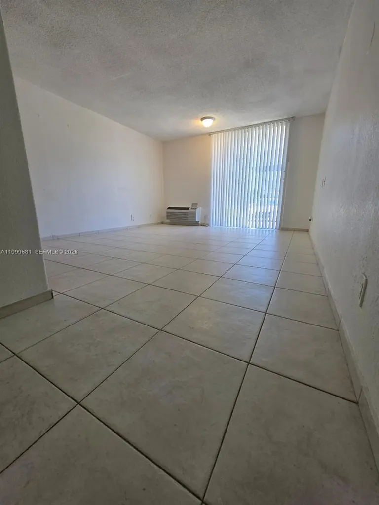 16450 NW 2nd Avenue Miami FL 33169