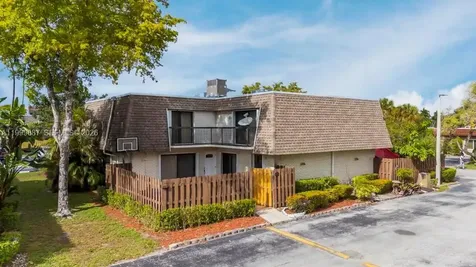 8107 SW 23rd Court North Lauderdale FL 33068