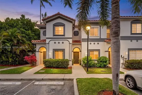 7802 Catalina Circle Tamarac FL 33321