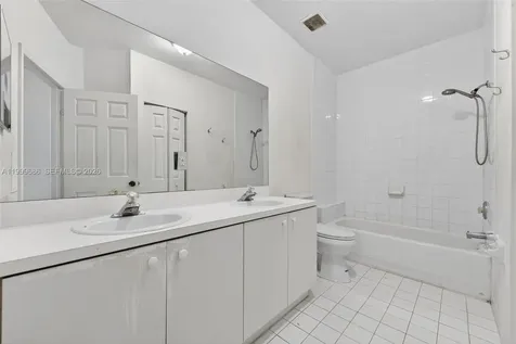 7802 Catalina Circle Tamarac FL 33321