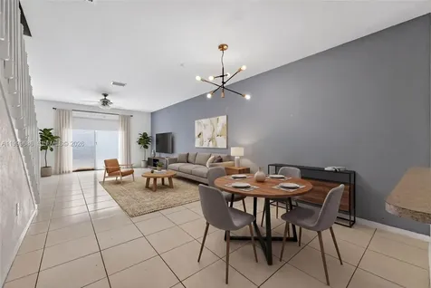 7802 Catalina Circle Tamarac FL 33321