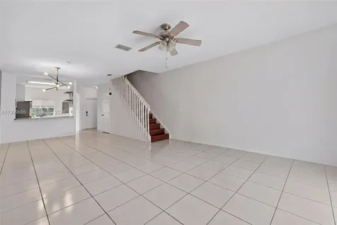 7802 Catalina Circle Tamarac FL 33321
