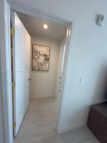 77 SE 5th Street Miami FL 33131