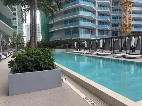 77 SE 5th Street Miami FL 33131