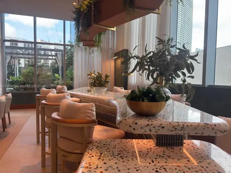 77 SE 5th Street Miami FL 33131