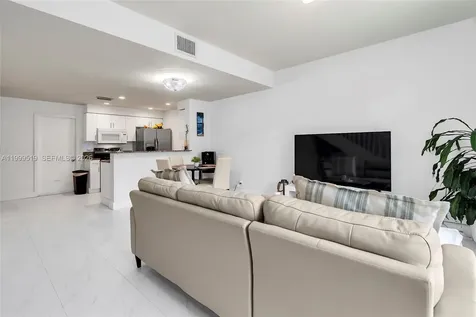 1492 Veracruz Lane Weston FL 33327