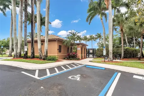 1492 Veracruz Lane Weston FL 33327