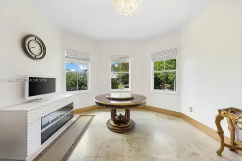 1250 Wiley Street Hollywood FL 33019