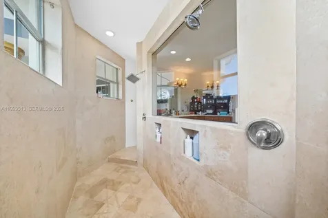 1250 Wiley Street Hollywood FL 33019