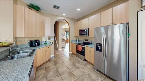 2215 Portofino Avenue Homestead FL 33033