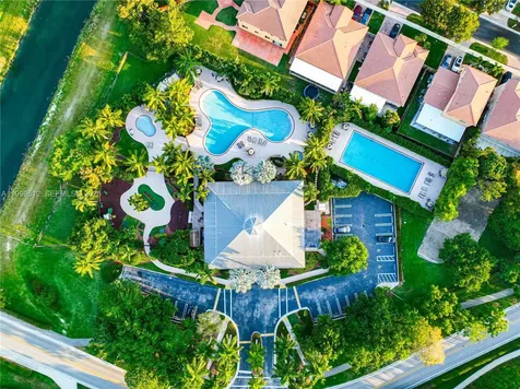 2215 Portofino Avenue Homestead FL 33033
