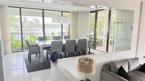 19707 Turnberry Way Aventura FL 33180