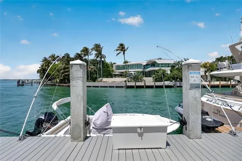 1413 Sunset Harbour Drive Miami Beach FL 33139