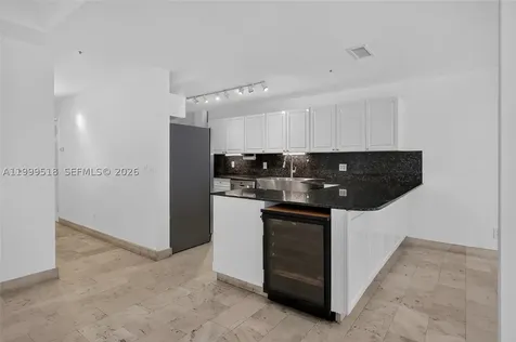 1413 Sunset Harbour Drive Miami Beach FL 33139
