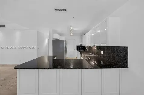 1413 Sunset Harbour Drive Miami Beach FL 33139