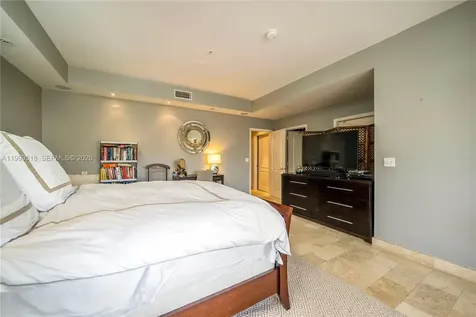 1413 Sunset Harbour Drive Miami Beach FL 33139