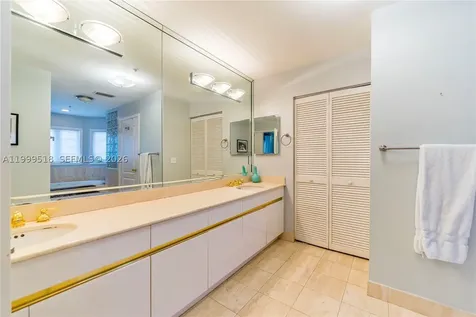 1413 Sunset Harbour Drive Miami Beach FL 33139
