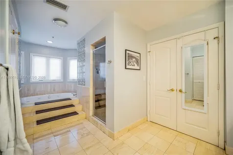 1413 Sunset Harbour Drive Miami Beach FL 33139