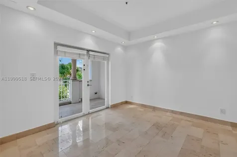 1413 Sunset Harbour Drive Miami Beach FL 33139