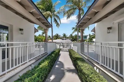 1413 Sunset Harbour Drive Miami Beach FL 33139