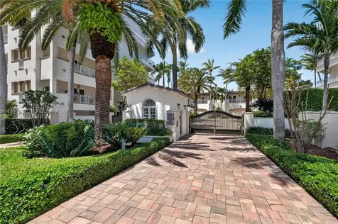 1413 Sunset Harbour Drive Miami Beach FL 33139