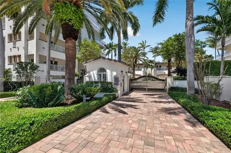 1413 Sunset Harbour Drive Miami Beach FL 33139