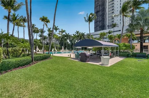 1413 Sunset Harbour Drive Miami Beach FL 33139