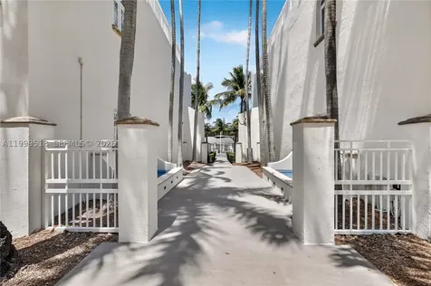1413 Sunset Harbour Drive Miami Beach FL 33139