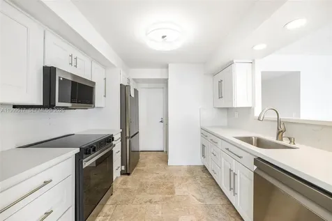 1420 Brickell Bay Drive Miami FL 33131