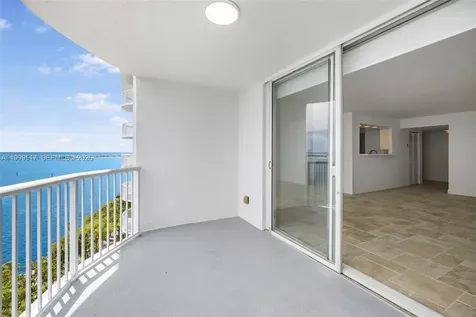 1420 Brickell Bay Drive Miami FL 33131