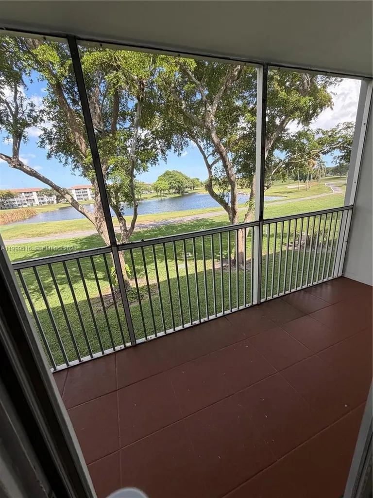 301 SW 135th Avenue Pembroke Pines FL 33027