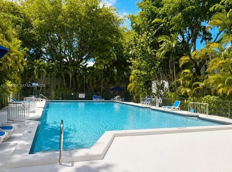 5605 SW 80th Street Miami FL 33143
