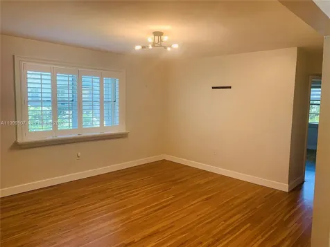 5605 SW 80th Street Miami FL 33143