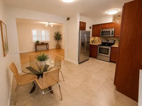 5605 SW 80th Street Miami FL 33143