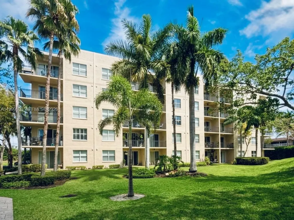 26 Royal Palm Way Boca Raton FL 33432