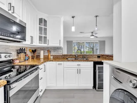3804 NW 121st Avenue Sunrise FL 33323