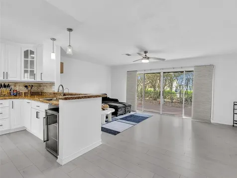3804 NW 121st Avenue Sunrise FL 33323