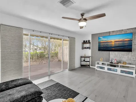 3804 NW 121st Avenue Sunrise FL 33323