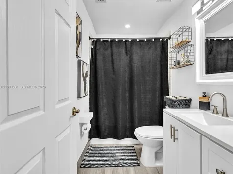 3804 NW 121st Avenue Sunrise FL 33323