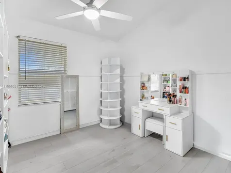 3804 NW 121st Avenue Sunrise FL 33323
