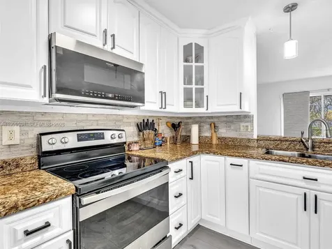 3804 NW 121st Avenue Sunrise FL 33323