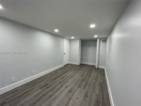 4725 SW 62nd Avenue Davie FL 33314