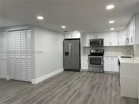 4725 SW 62nd Avenue Davie FL 33314