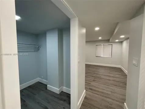 4725 SW 62nd Avenue Davie FL 33314